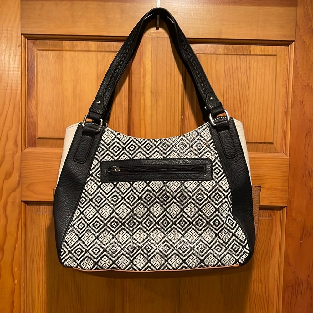 New Apt 9 Purse